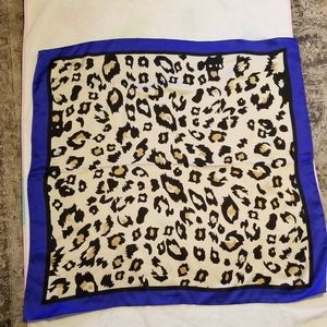 Women's scarf